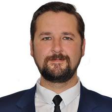 Канікаєв Юрій Олегович